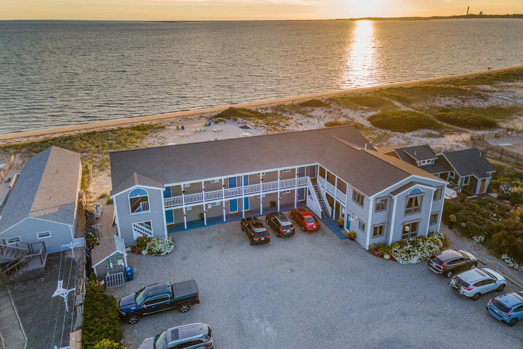 Sandbars Inn #1