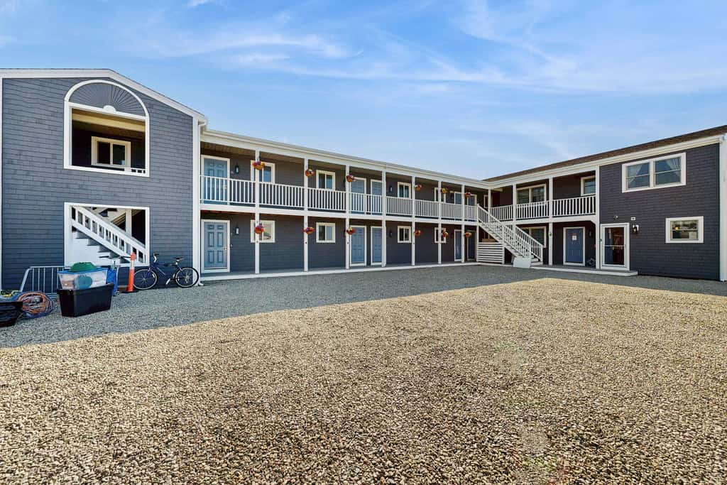 Sandbars Inn #1