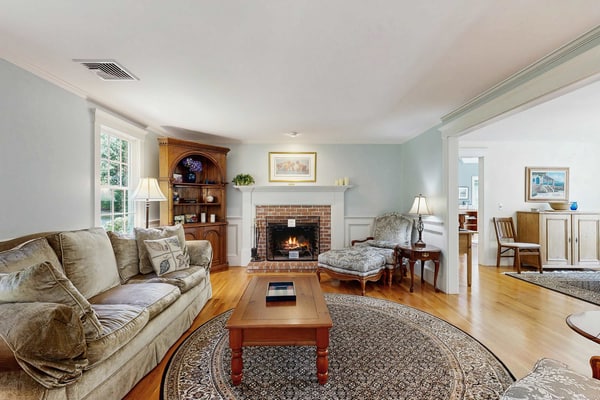 Spacious home with huge deck & tree-lined yard, grill, & WiFi - great location