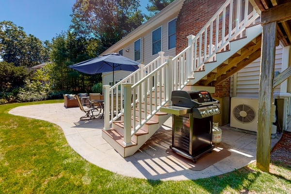 Cape escape with patio, grill, firepit, outdoor dining, W/D
