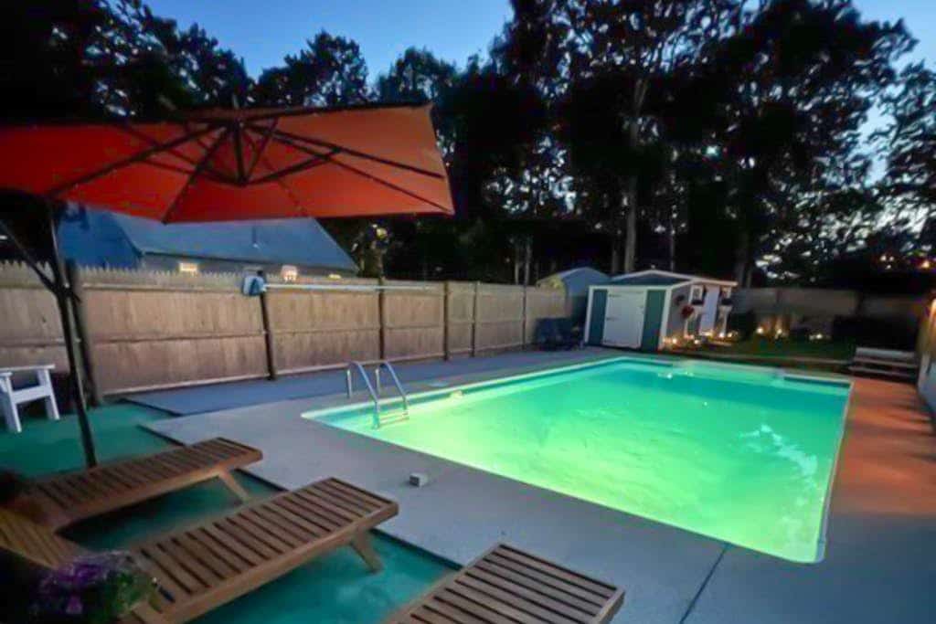 Charming home with private pool, deeded bay access, firepit, & W/D