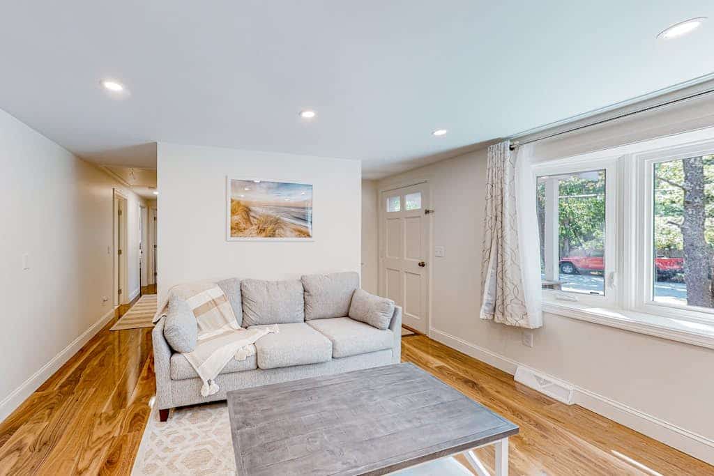 Thayer Thicket | Newly renovated house in South Dennis with great location