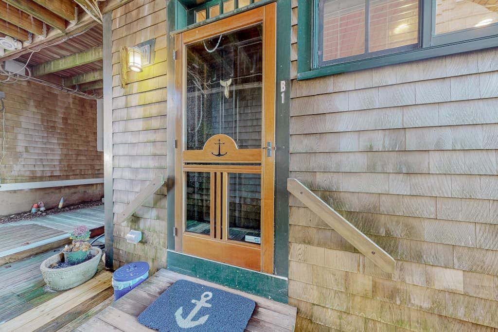 Commercial Street Retreat