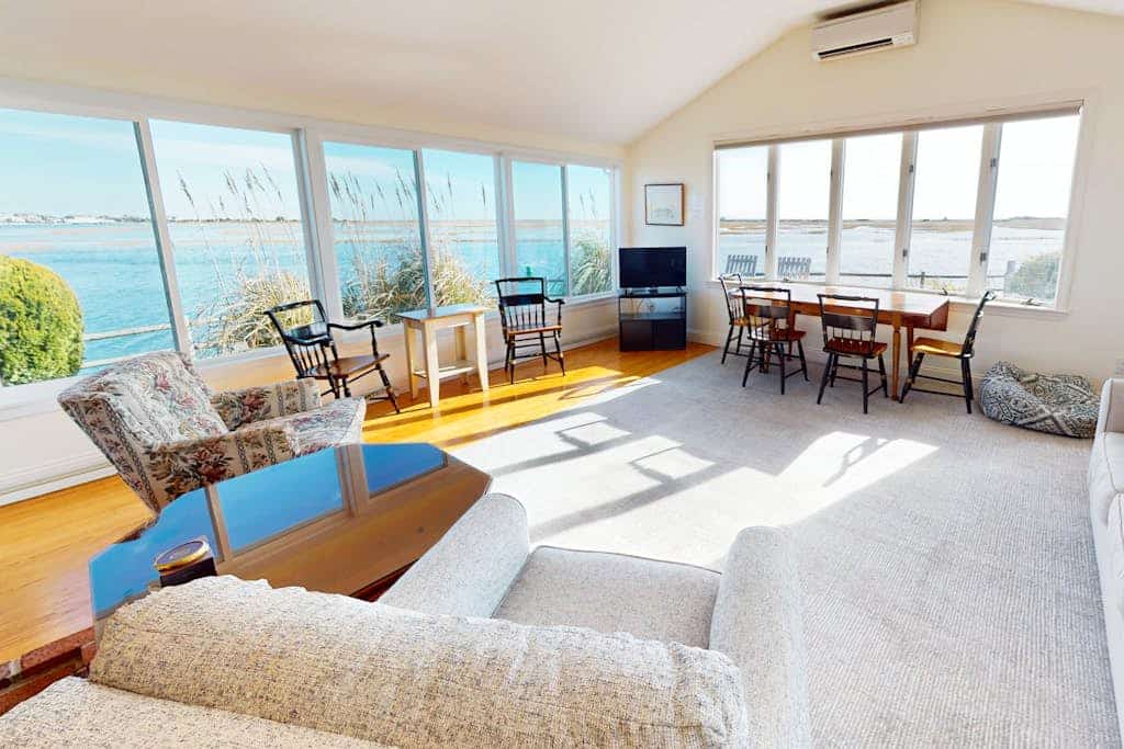 Stunning waterfront home with furnished deck, dock & majestic views - dogs OK