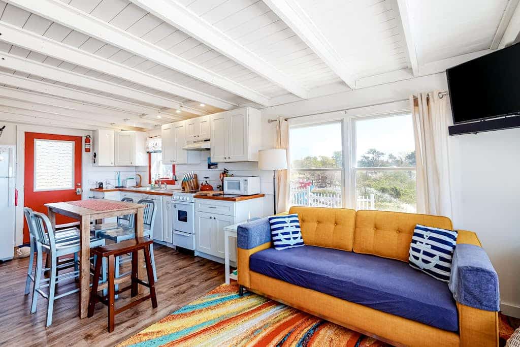 Fresh Oceanfront Cottage w/Free WiFi, Private Beach Access, Deck, & Partial A/C