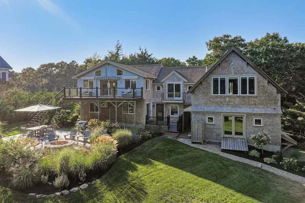 Grand View Getaway
