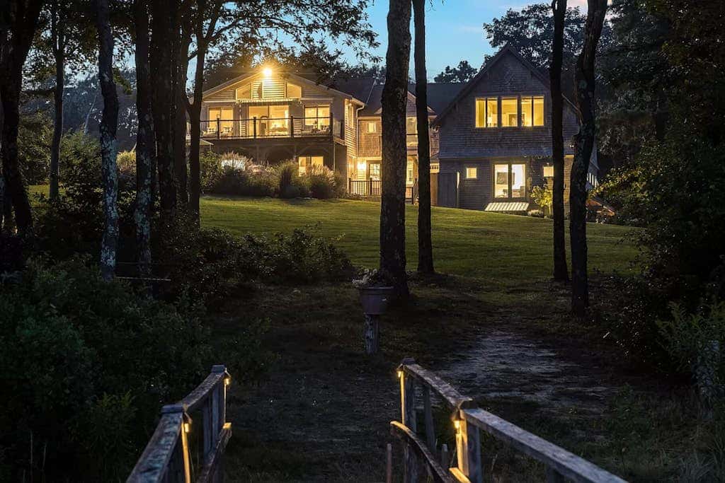 Grand View Getaway