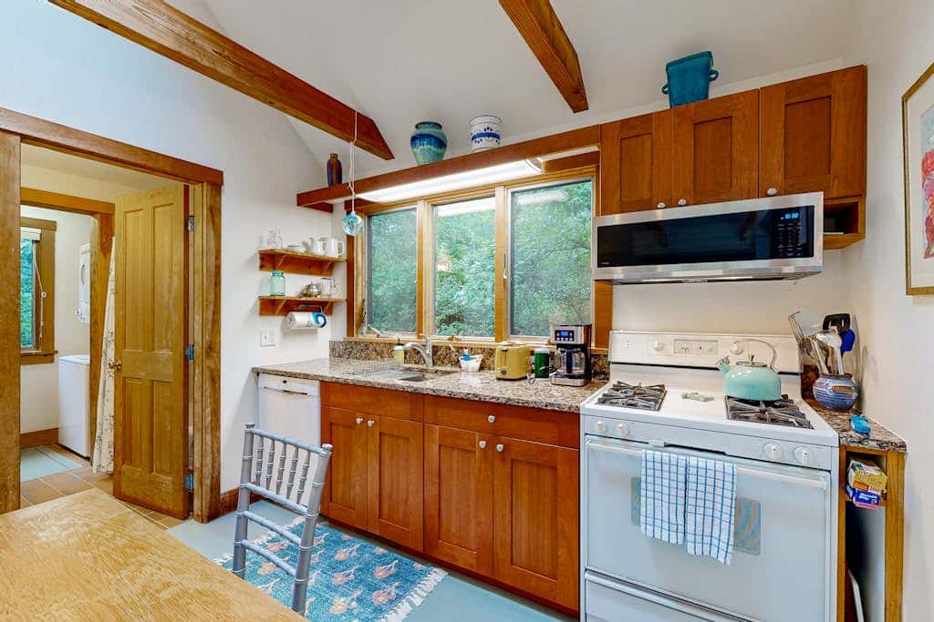 Chilmark Guest House