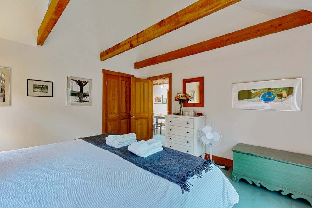 Chilmark Guest House