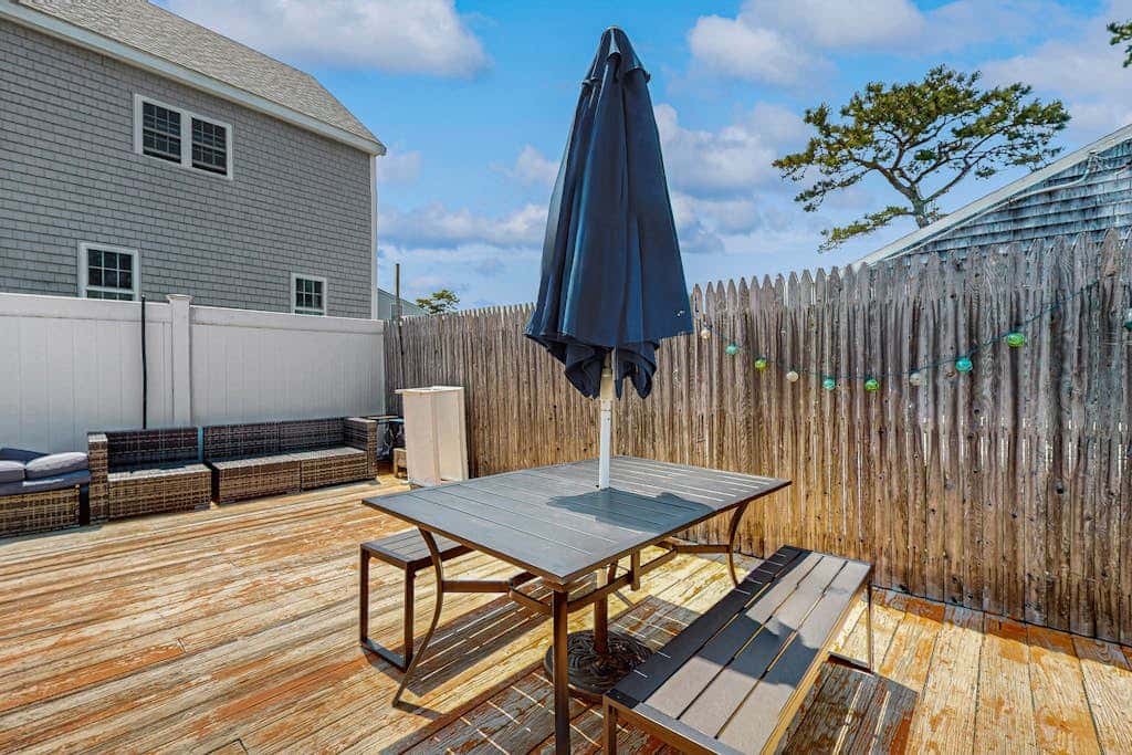 Glendon Beach Getaway
