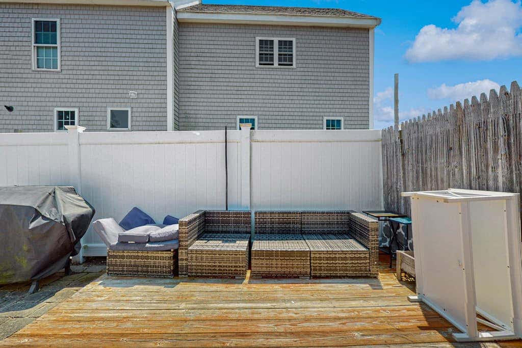 Glendon Beach Getaway