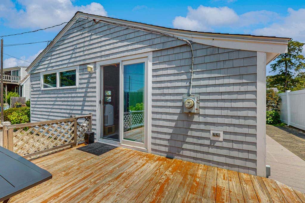 Glendon Beach Getaway