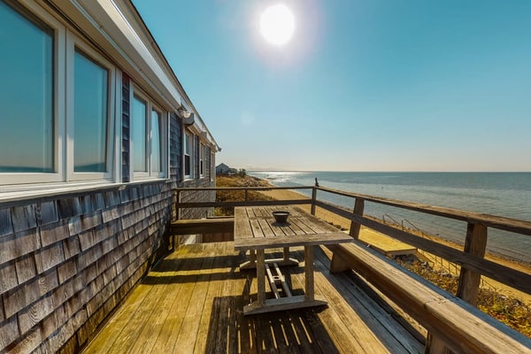 Oceanfront home with great views, deck, grill & beach access - dog-friendly