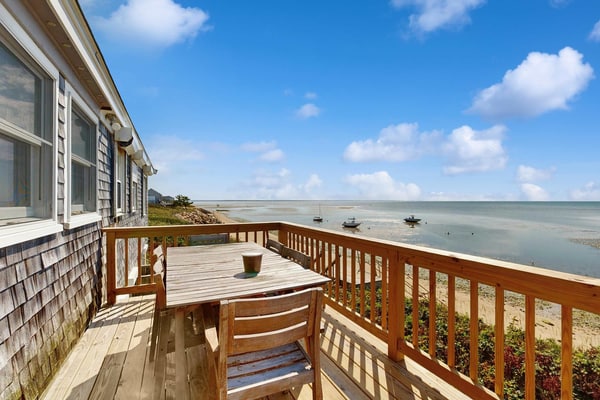 Oceanfront home with great views, deck, grill & beach access - dog-friendly