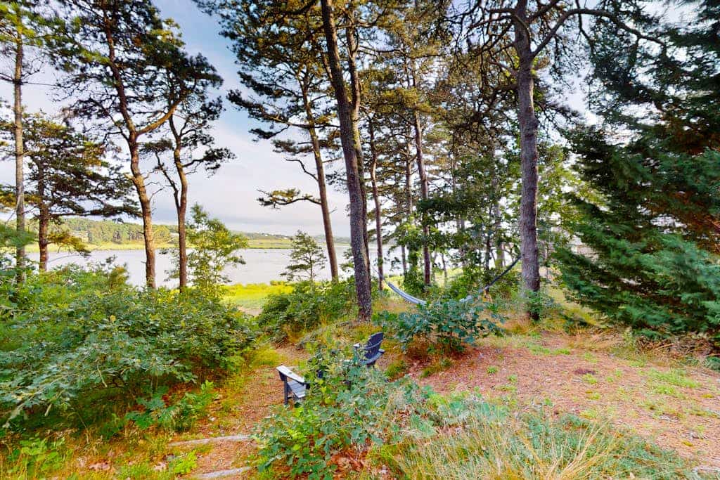 Drummer Cove Gem | Cottage in Wellfleet with patio, steps from the cove