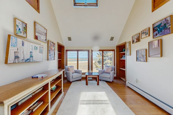 Great waterfront property with wildlife views & walking distance to beach!