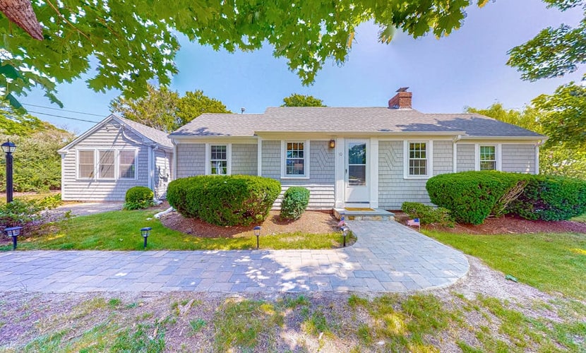 Captain Clark's | Renovated house in Yarmouth with large yard - close to beaches
