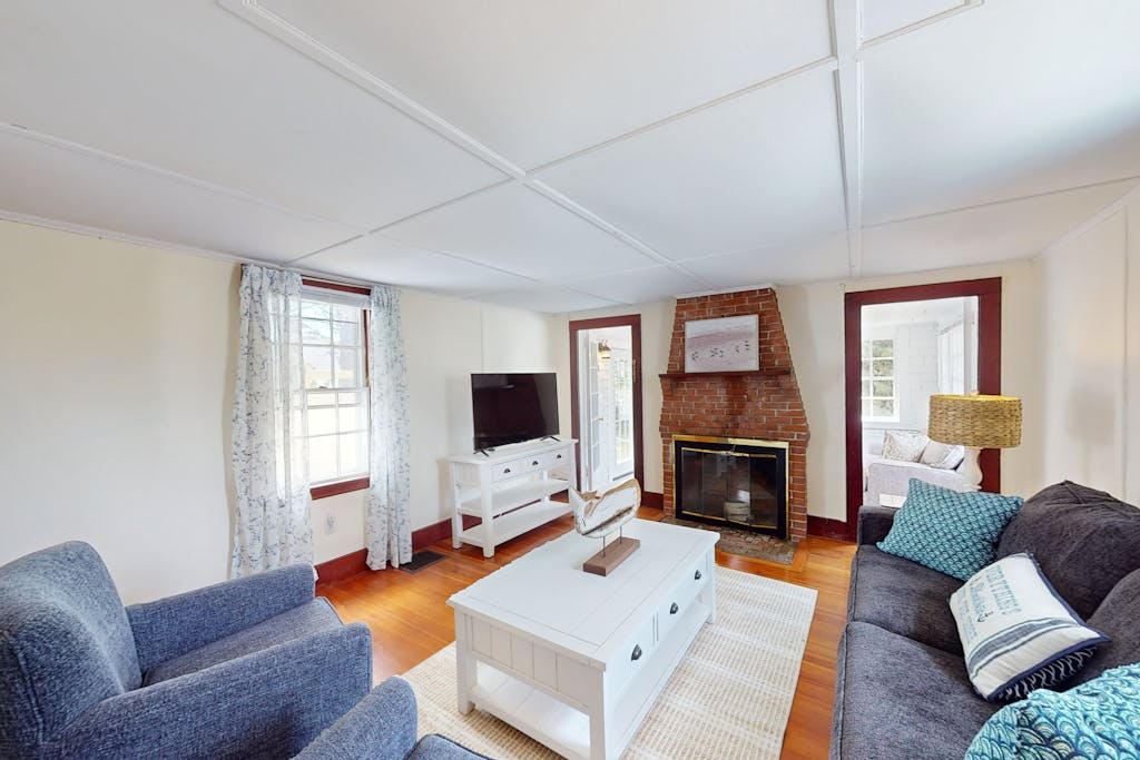 1930s Guest House