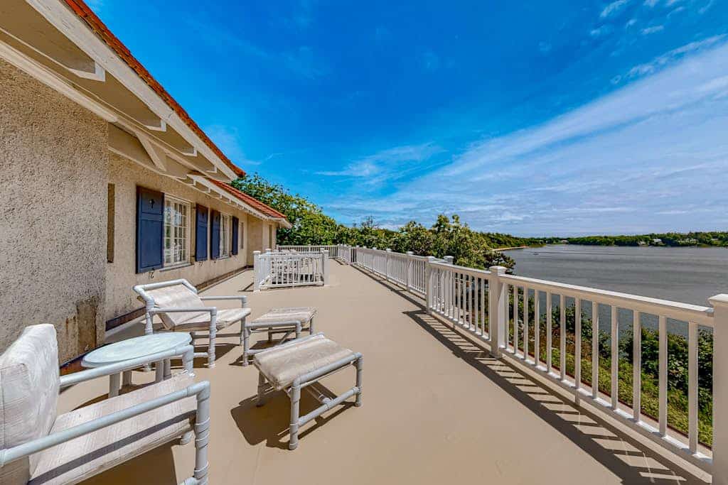 Capeview Estate | House in Bourne with Water Views & Deck