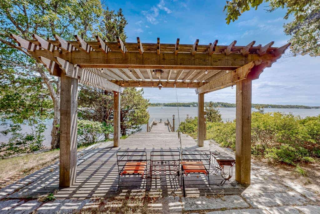 Capeview Estate | House in Bourne with Water Views & Deck