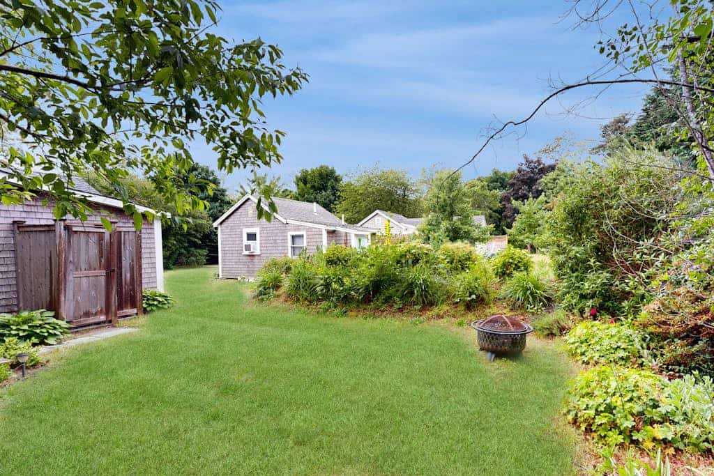 Cottage near Cape Cod National Seashore with firepit, grill, kitchenette, & AC