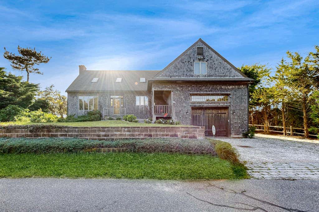 Magnificent Salt Waterfront with Sunset & Views