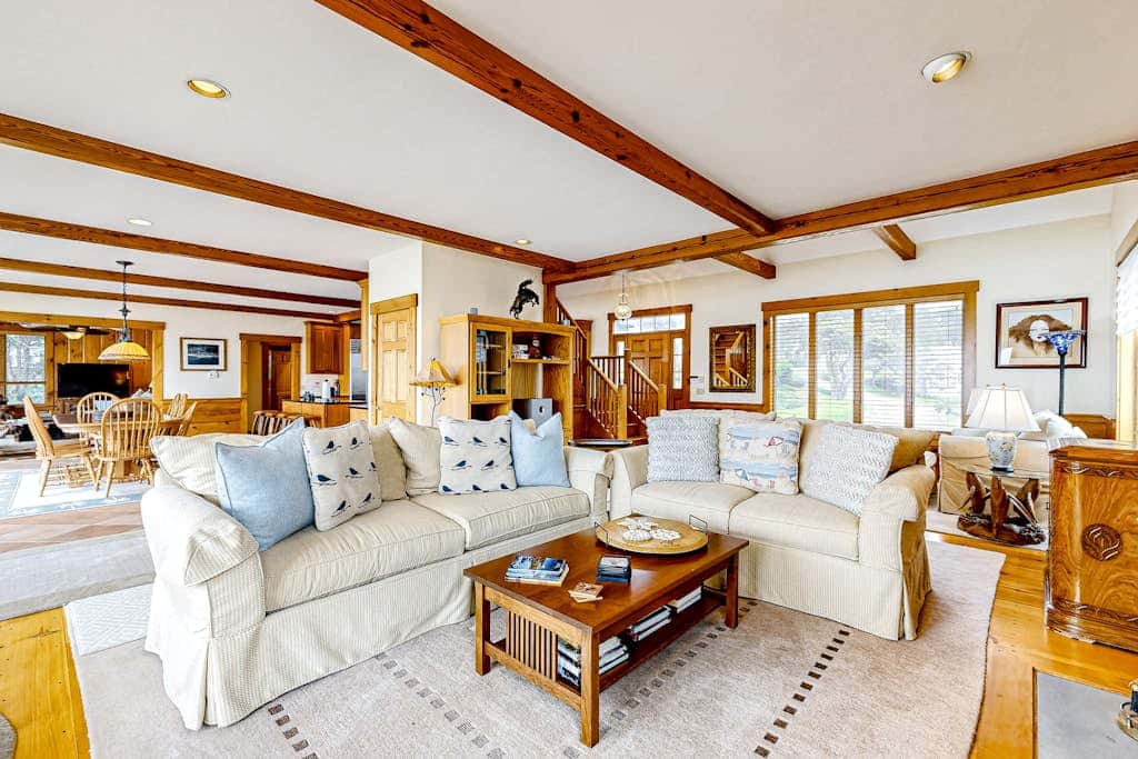 Magnificent Salt Waterfront with Sunset & Views