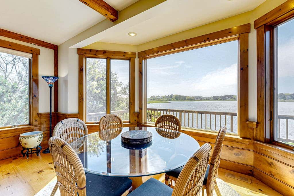 Magnificent Salt Waterfront with Sunset & Views