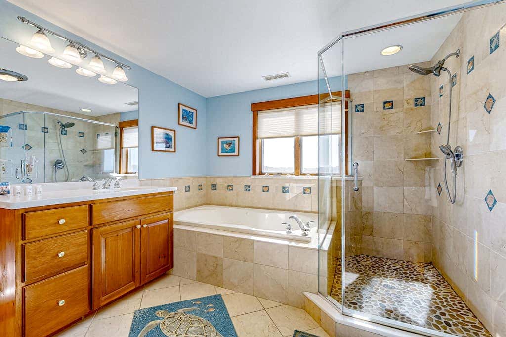 Magnificent Salt Waterfront with Sunset & Views