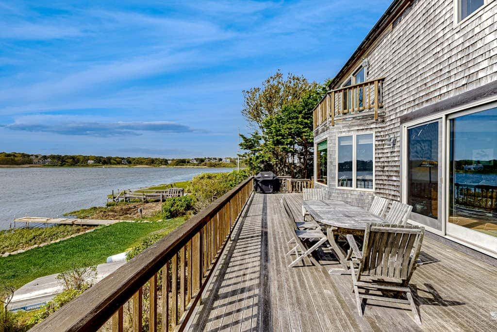 Magnificent Salt Waterfront with Sunset & Views