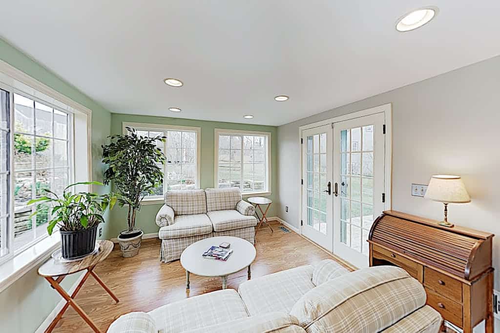 Beautiful Harwich home with large yard near Red River Beach & Main Street fun