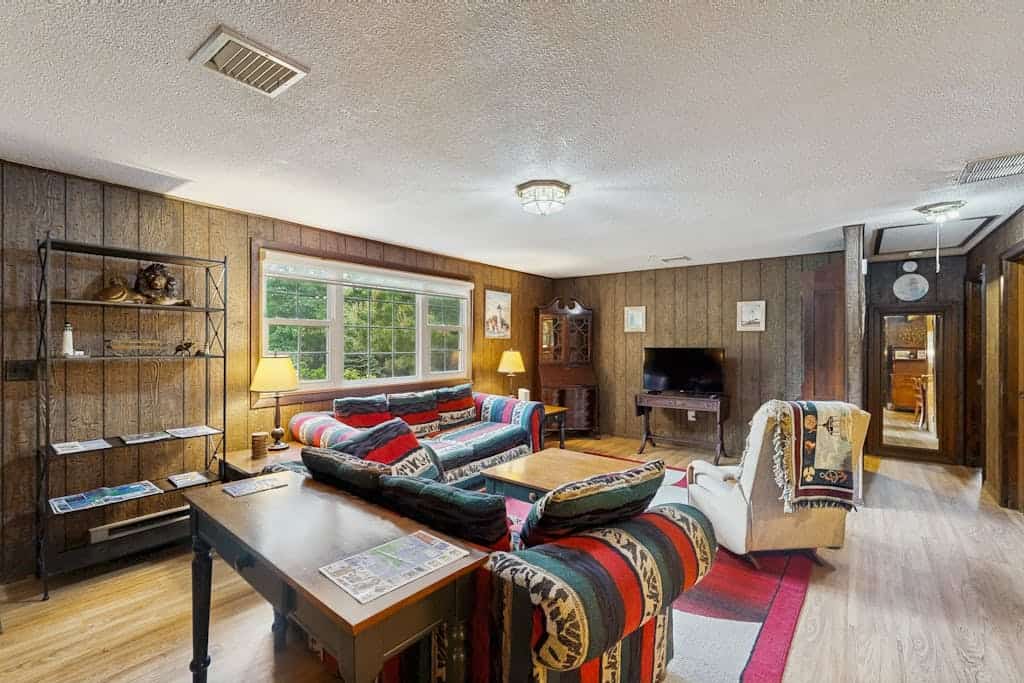 Quaint, ranch style home in Oak Bluffs with central air