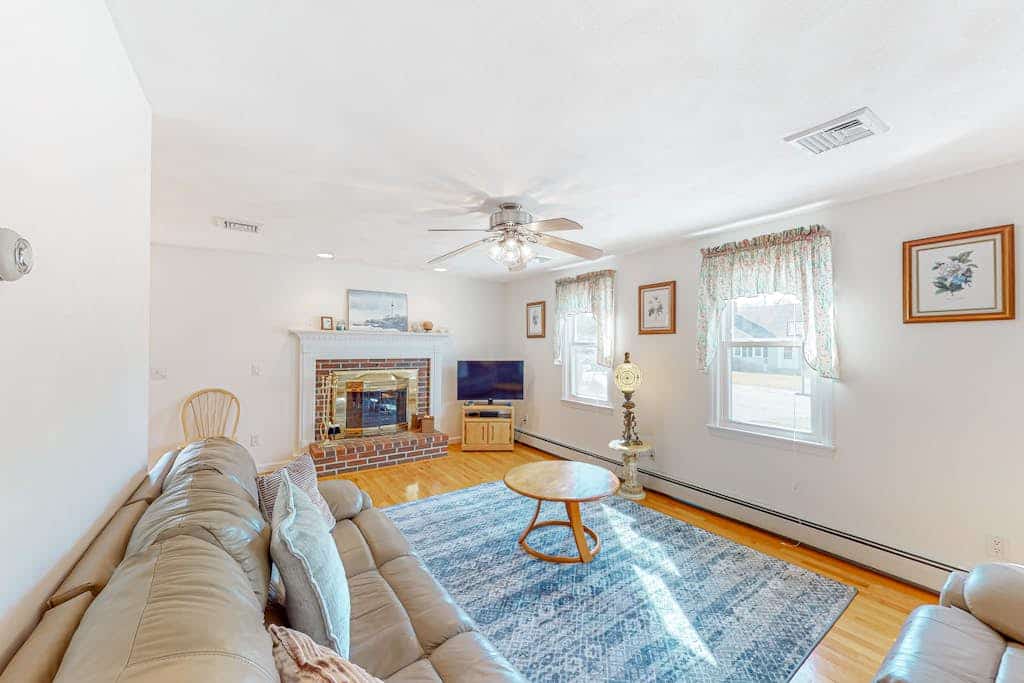 Spacious home with patio, beach gear, & W/D - central location