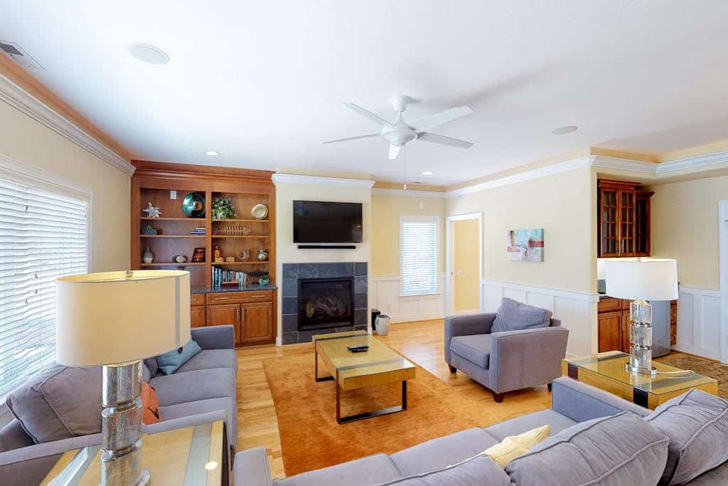 Oceanfront home w/elevator, private outdoor pool & hot tub - wedding-friendly