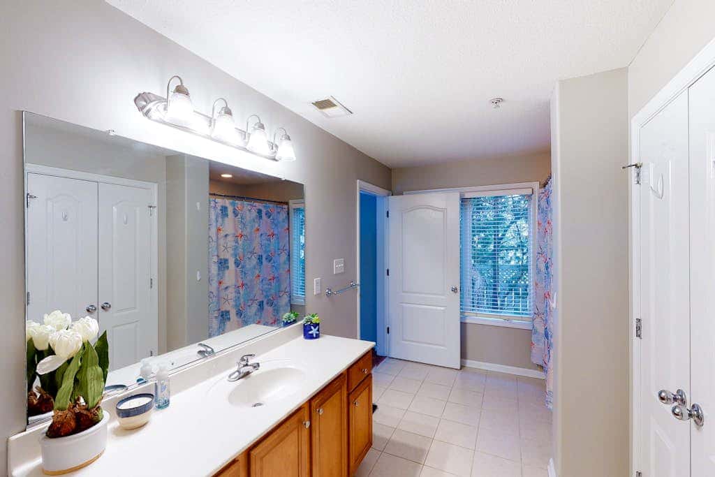 Seaside D104- Three's A Charm