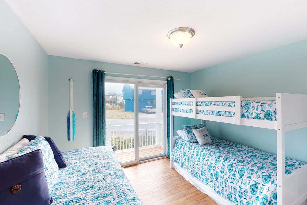 Seaside D104- Three's A Charm