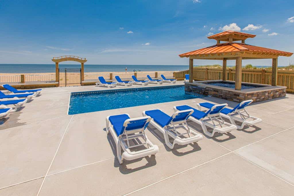 Oceanfront vacation gem w/private indoor & outdoor pools, WiFi, central AC, W/D