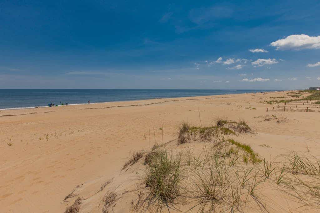 Oceanfront vacation gem w/private indoor & outdoor pools, WiFi, central AC, W/D