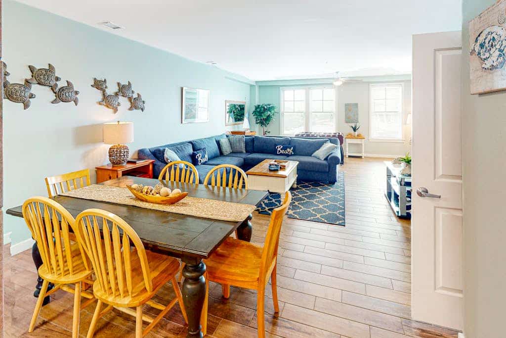 1st-Floor Condo Steps from the Pool, Beach & Resort-Style Amenities