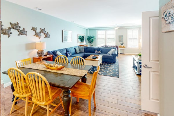 1st-Floor Condo Steps from the Pool, Beach & Resort-Style Amenities