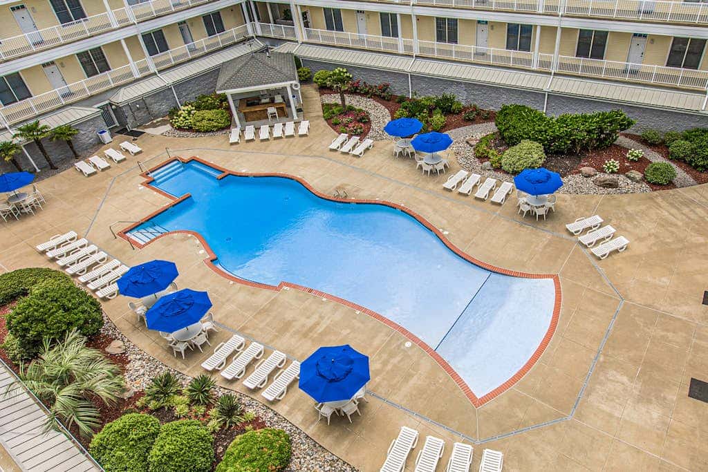 The Sandbridge Dunes - A Beach Delight 116