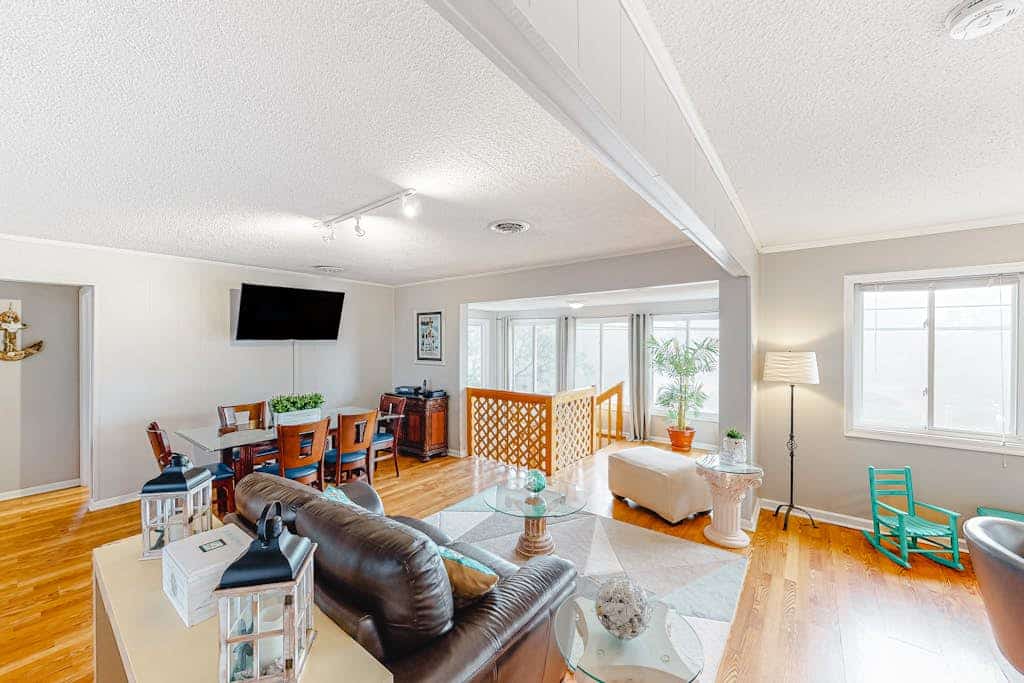 Beach house close to the pier w/private outdoor pool, gas grill, dock, decks, AC