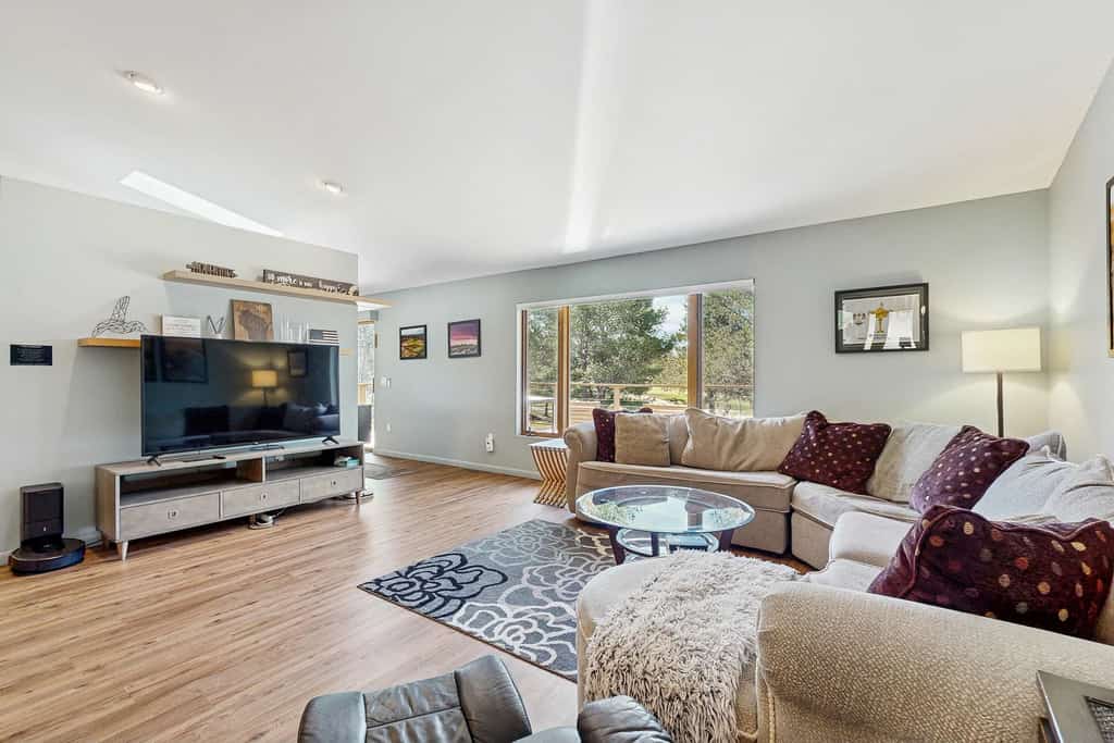 Green side smart home with golf, beach/lake access, off-site dock & EV charger