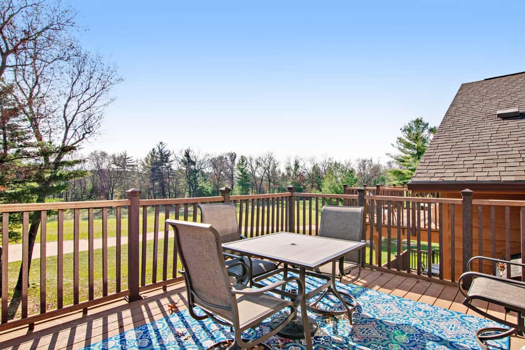 Sunset Condominiums - Castle Rock Retreat