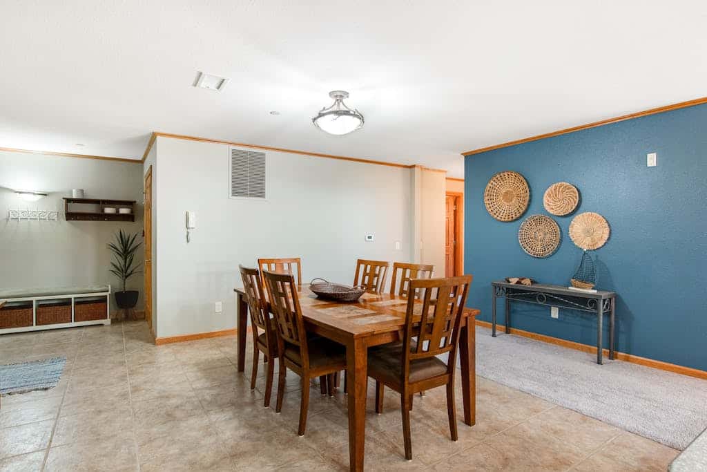 Sunset Condominiums - Castle Rock Retreat