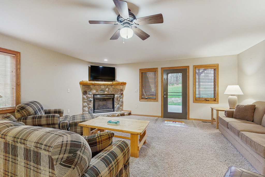 Sunset Condominiums - The Retreat