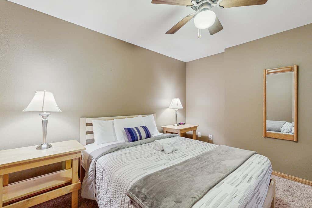 Sunset Condominiums - The Retreat