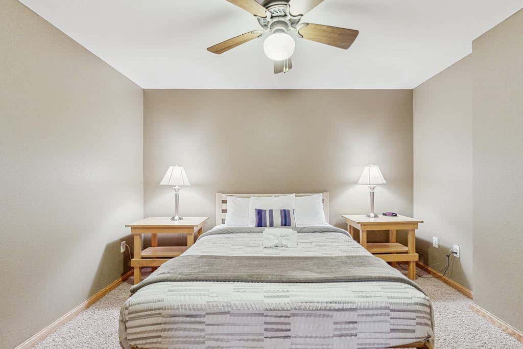 Sunset Condominiums - The Retreat