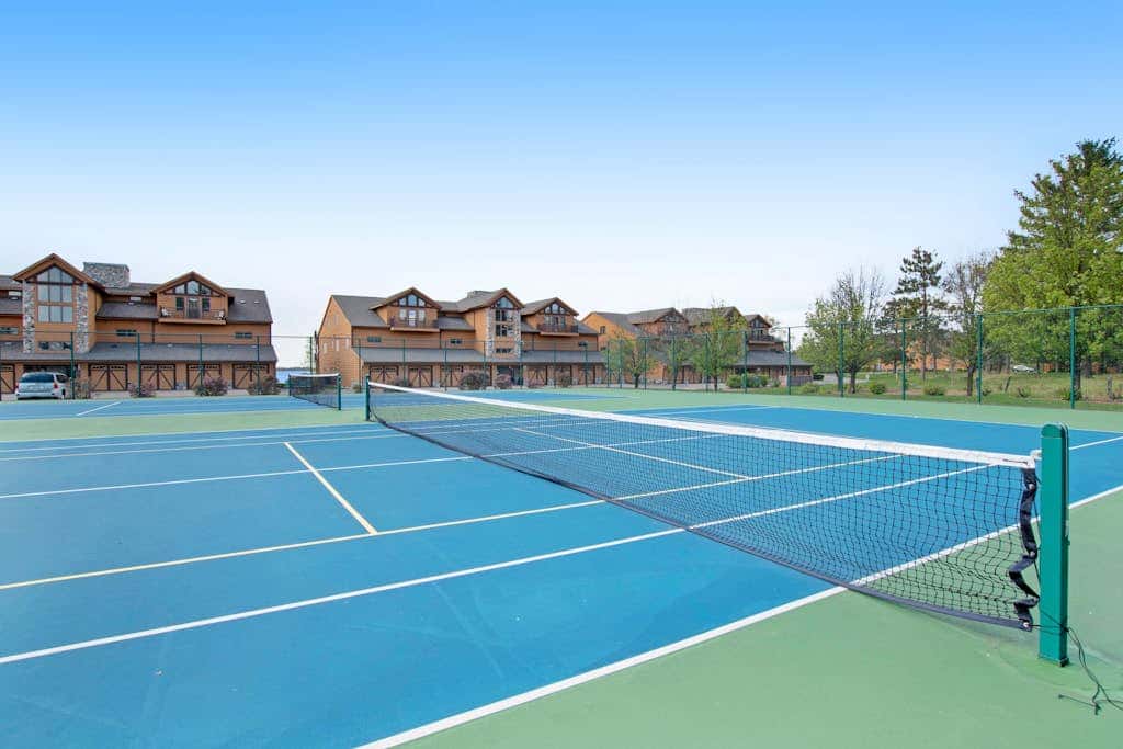 Sunset Condominiums - The Retreat