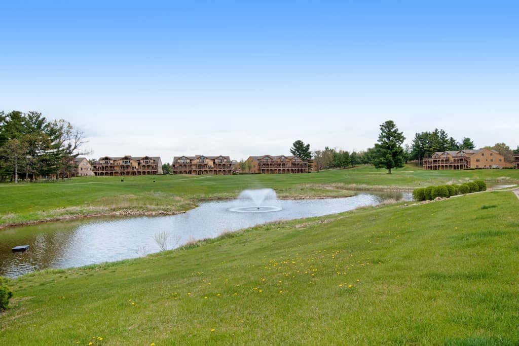 Sunset Condominiums - The Retreat
